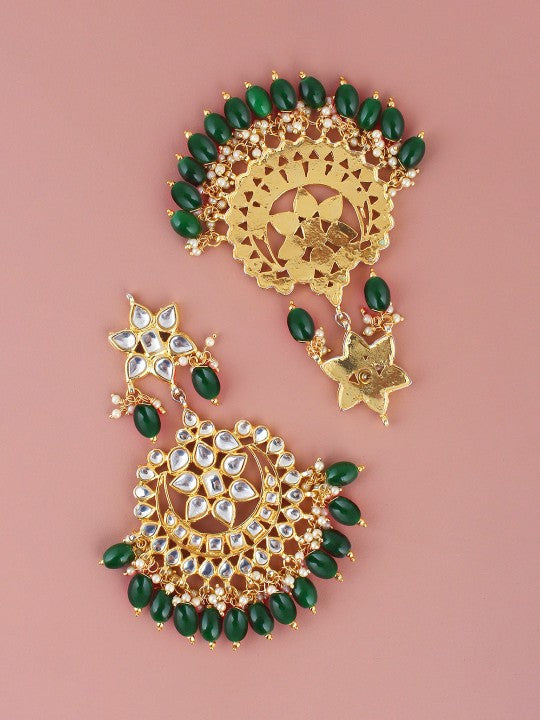 Gold-Plated Gold-Toned Green Kundan Studded &Pearl Studded Jewellery Set