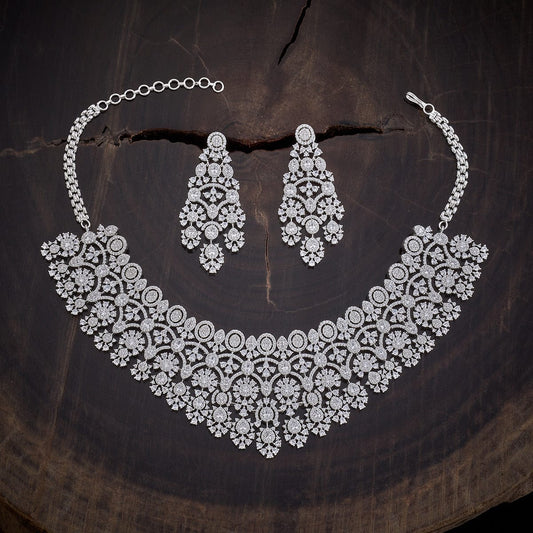 Zircon Necklace appearance on any occasion