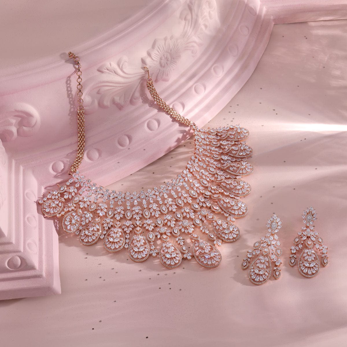 Zircon Necklace carefully crafted design