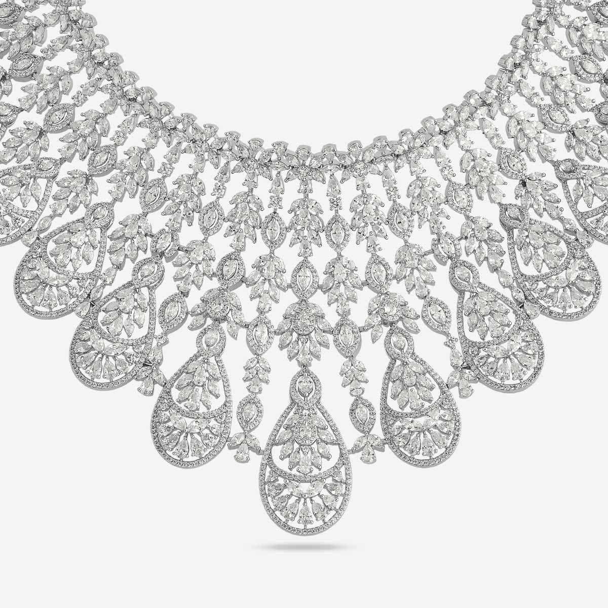 Zircon Necklace carefully crafted design