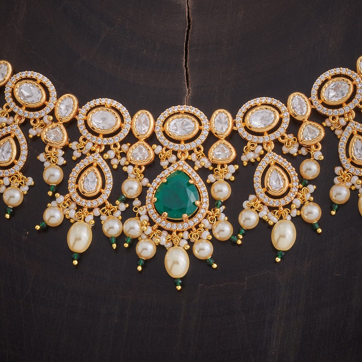 Kundan Polki Necklace Color Green Polish Gold